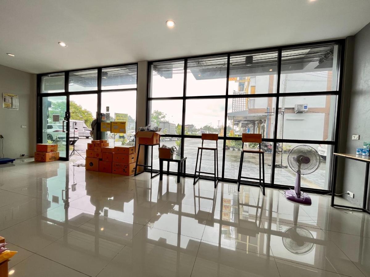 Life Hotel Rong Khun Ban Mai  Esterno foto